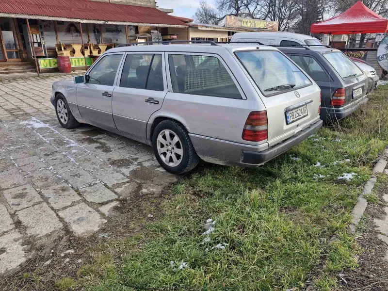 Mercedes-Benz E 300 124, снимка 3 - Автомобили и джипове - 53152310