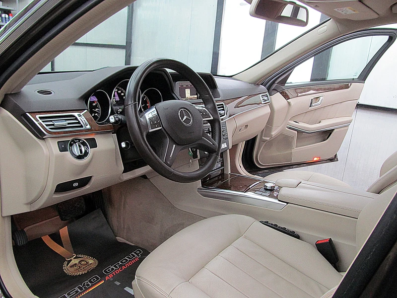 Mercedes-Benz E 350 4-Matic/ТОП СЪСТОЯНИЕ СОБСТВЕН ЛИЗИНГ, снимка 12 - Автомобили и джипове - 53521521