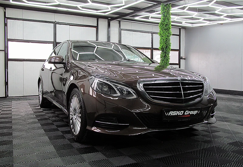 Mercedes-Benz E 350 4-Matic/ТОП СЪСТОЯНИЕ СОБСТВЕН ЛИЗИНГ, снимка 3 - Автомобили и джипове - 53521521