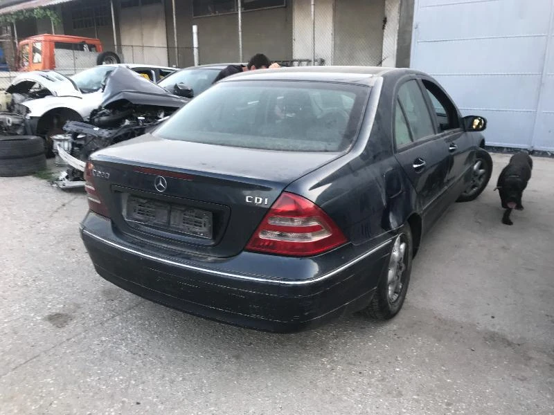 Mercedes-Benz C 220 5 броя 180;200;2.2;2.7, снимка 12 - Автомобили и джипове - 19245682