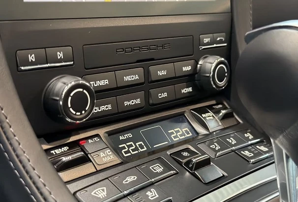 Porsche Boxster 718 Spyder = Black Pack = Гаранция, снимка 11 - Автомобили и джипове - 54125696