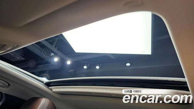 Mercedes-Benz CLS 300 d* AMG LINE* ПОДГРЕВ* НАВИГАЦИЯ* 2 КЛЮЧА  , снимка 12 - Автомобили и джипове - 54966980