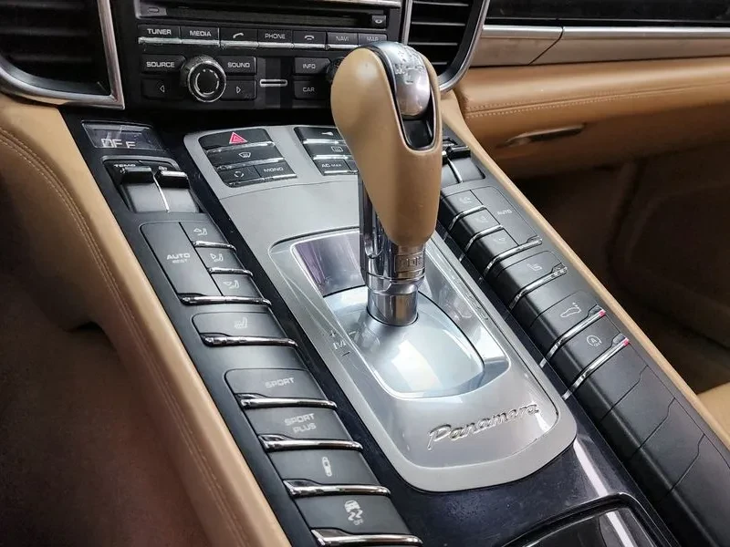 Porsche Panamera 4.8 - САМО 30% АВАНС, снимка 17 - Автомобили и джипове - 56255545