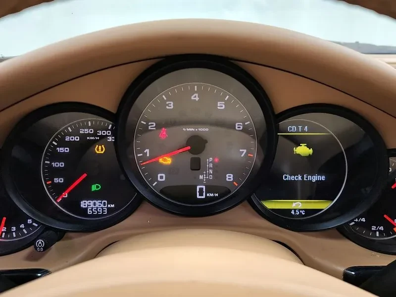 Porsche Panamera 4.8 - САМО 30% АВАНС, снимка 16 - Автомобили и джипове - 56255545