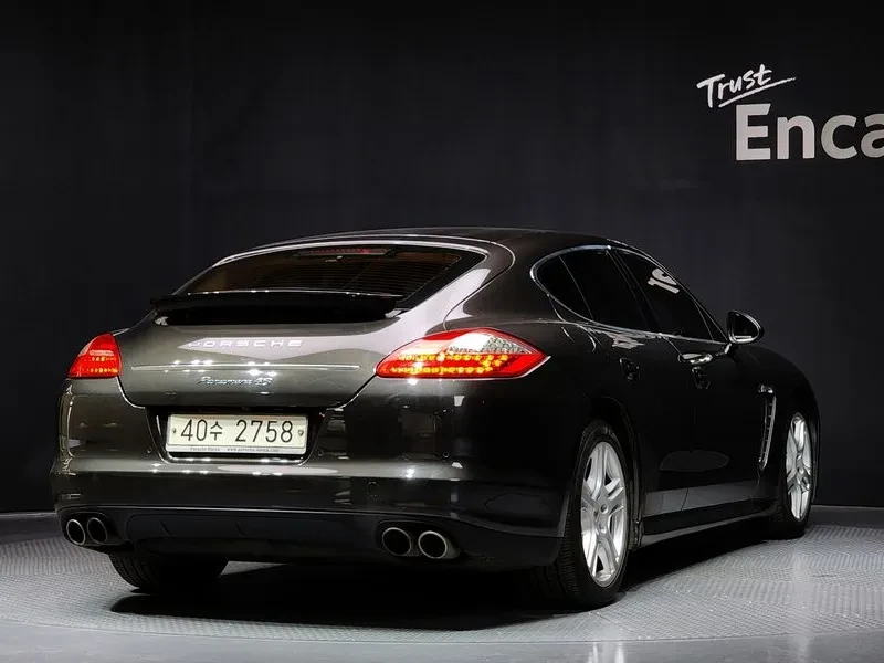 Porsche Panamera 4.8 - САМО 30% АВАНС, снимка 4 - Автомобили и джипове - 56255545