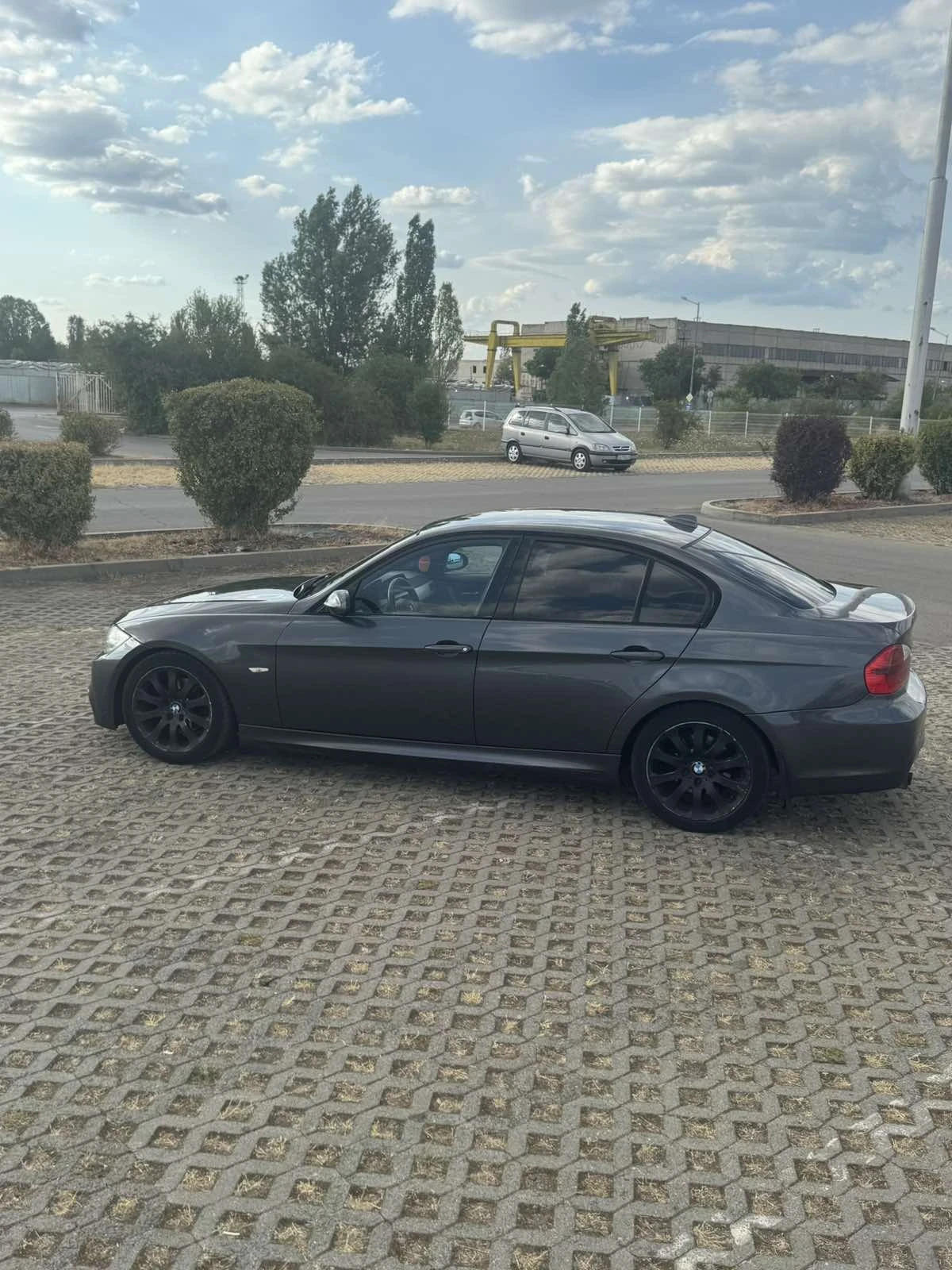 BMW 325 Е90 - изображение 6
