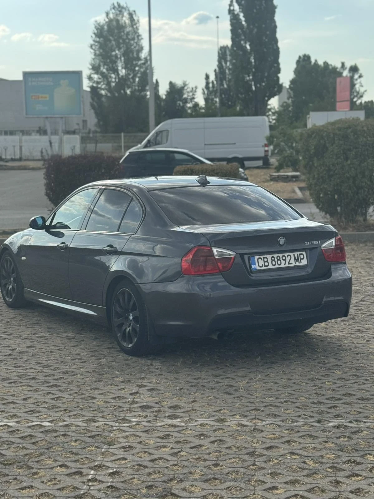 BMW 325 Е90 - изображение 3