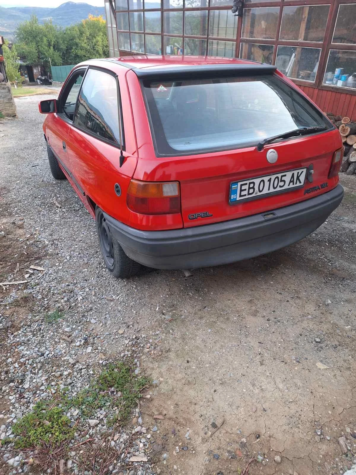 Opel Astra Opel Astra F 1.6 - изображение 2