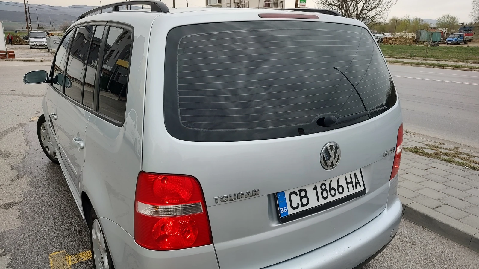 VW Touran  - изображение 10