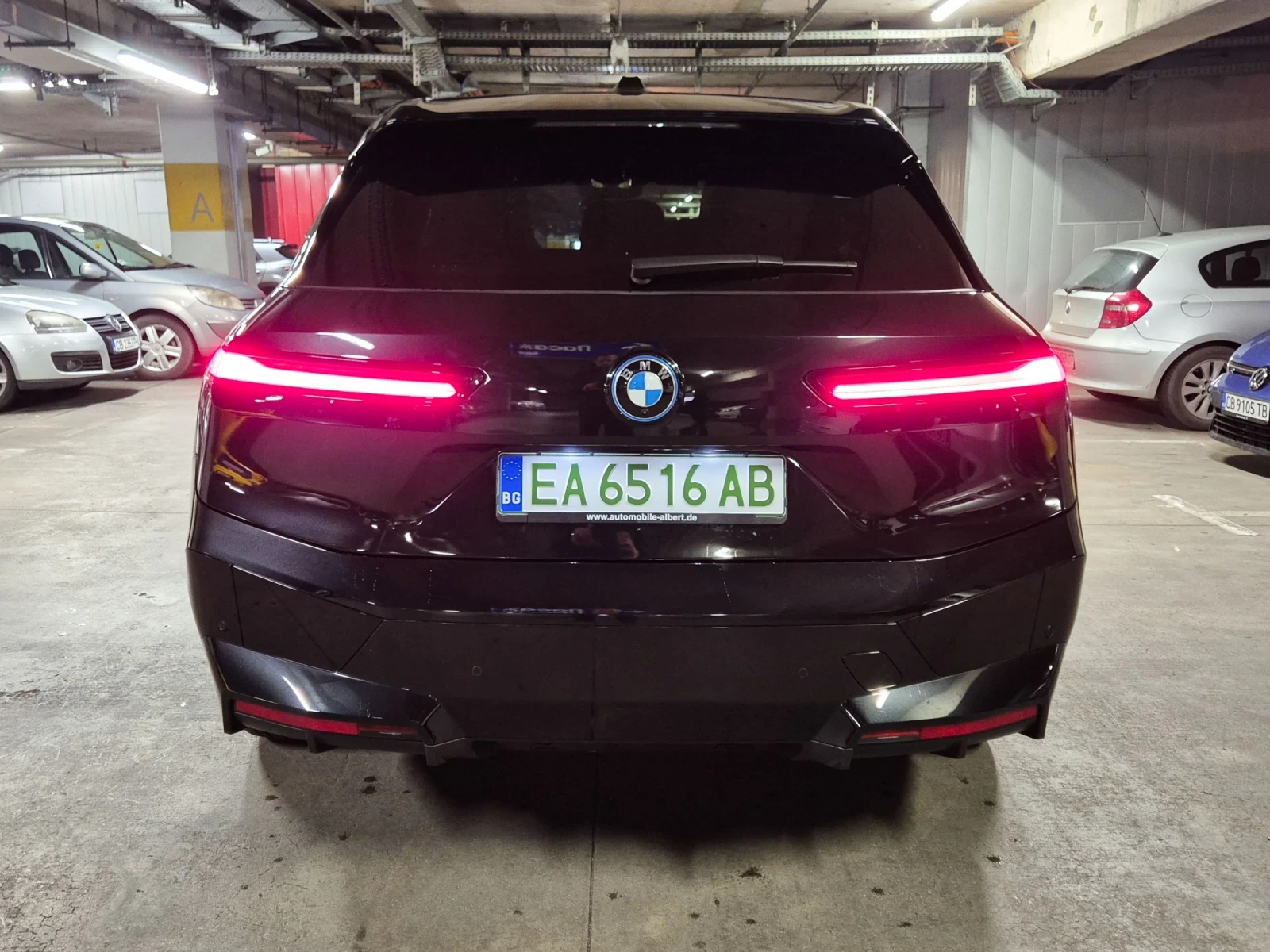 BMW iX 40 - изображение 5