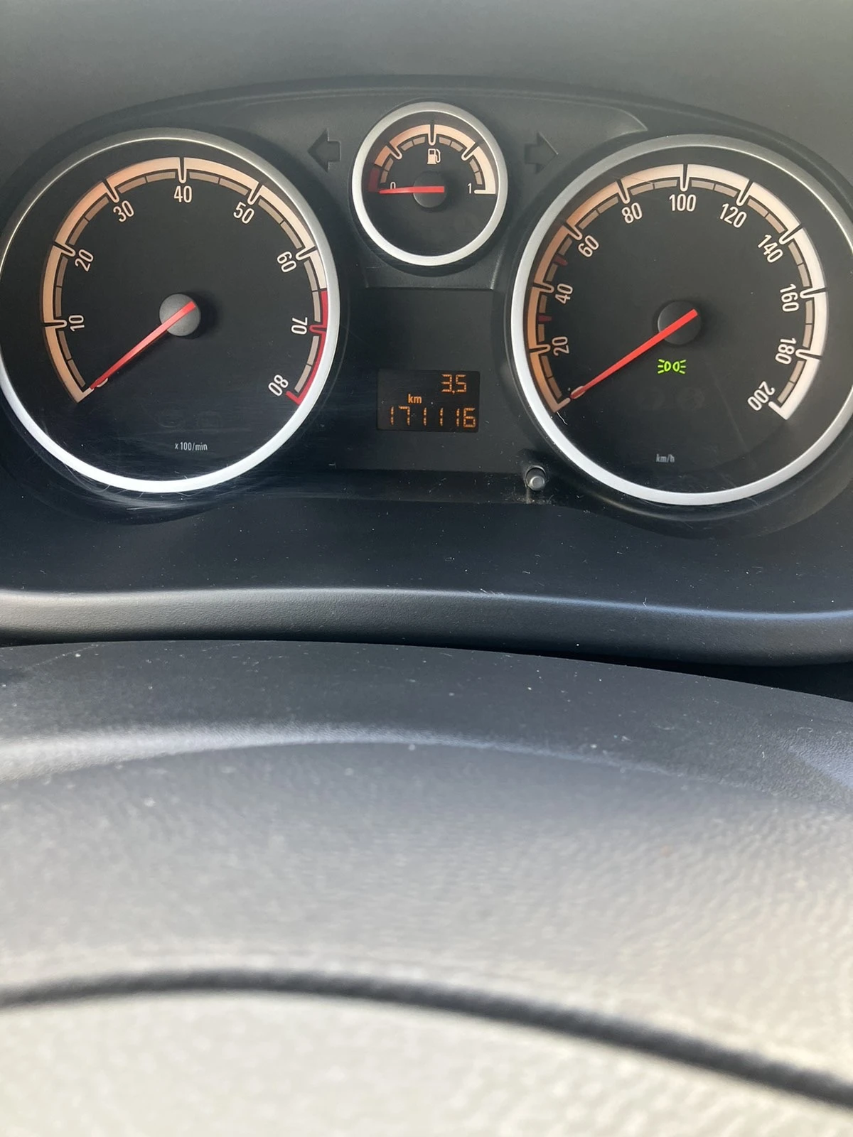 Opel Corsa 1.2 - изображение 8