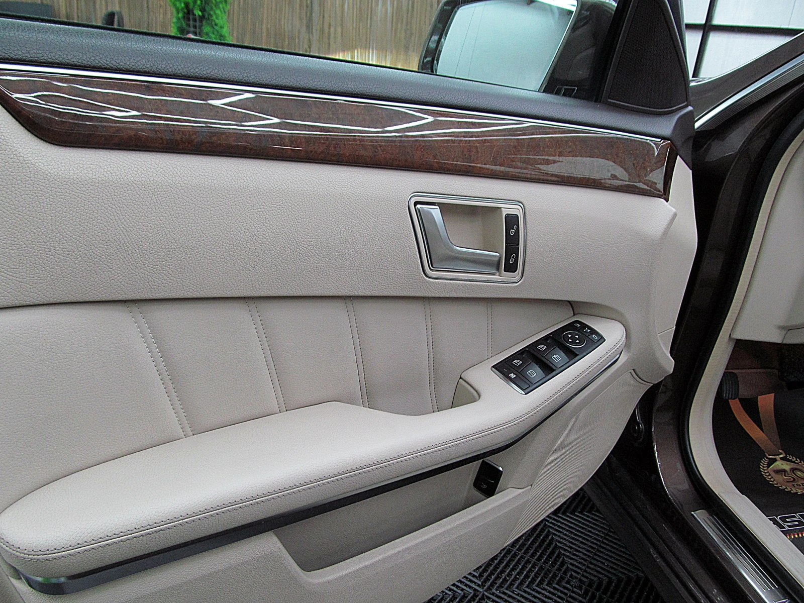 Mercedes-Benz E 350 4-Matic/��� ��������� �������� ������ | Mobile.bg � ����������� 13