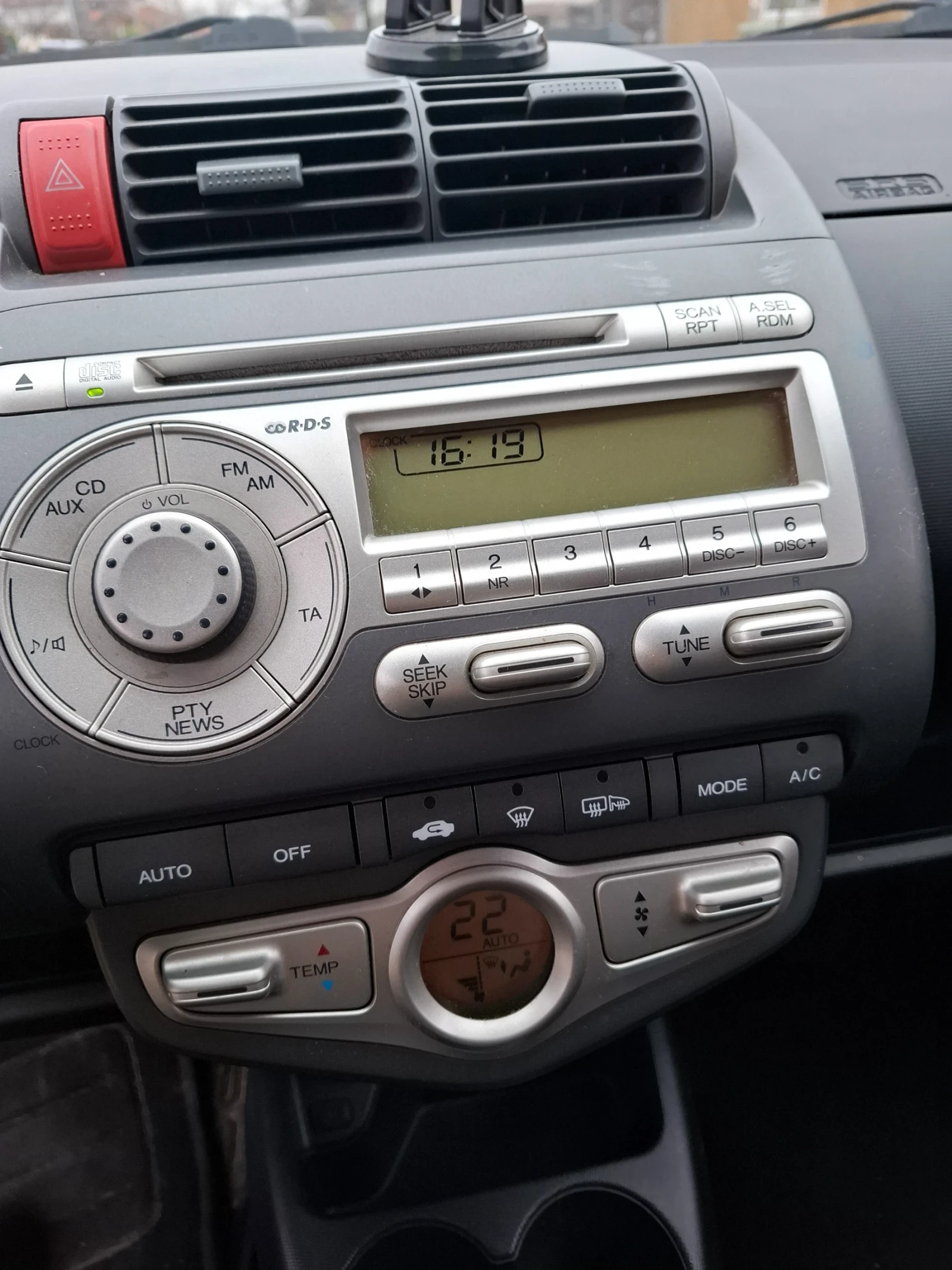 Honda Jazz, снимка 9 - Автомобили и джипове - 53940376