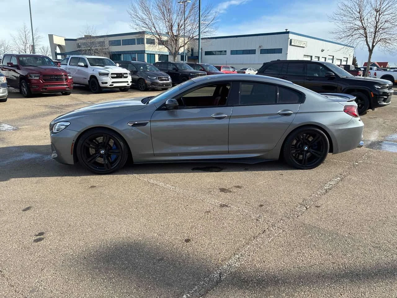 BMW M6 БЕЗ ЗАБЕЛЕЖКИ* КАРБОН* МАСАЖ* ОБДУХВАНЕ* H/K* , снимка 2 - Автомобили и джипове - 54231816