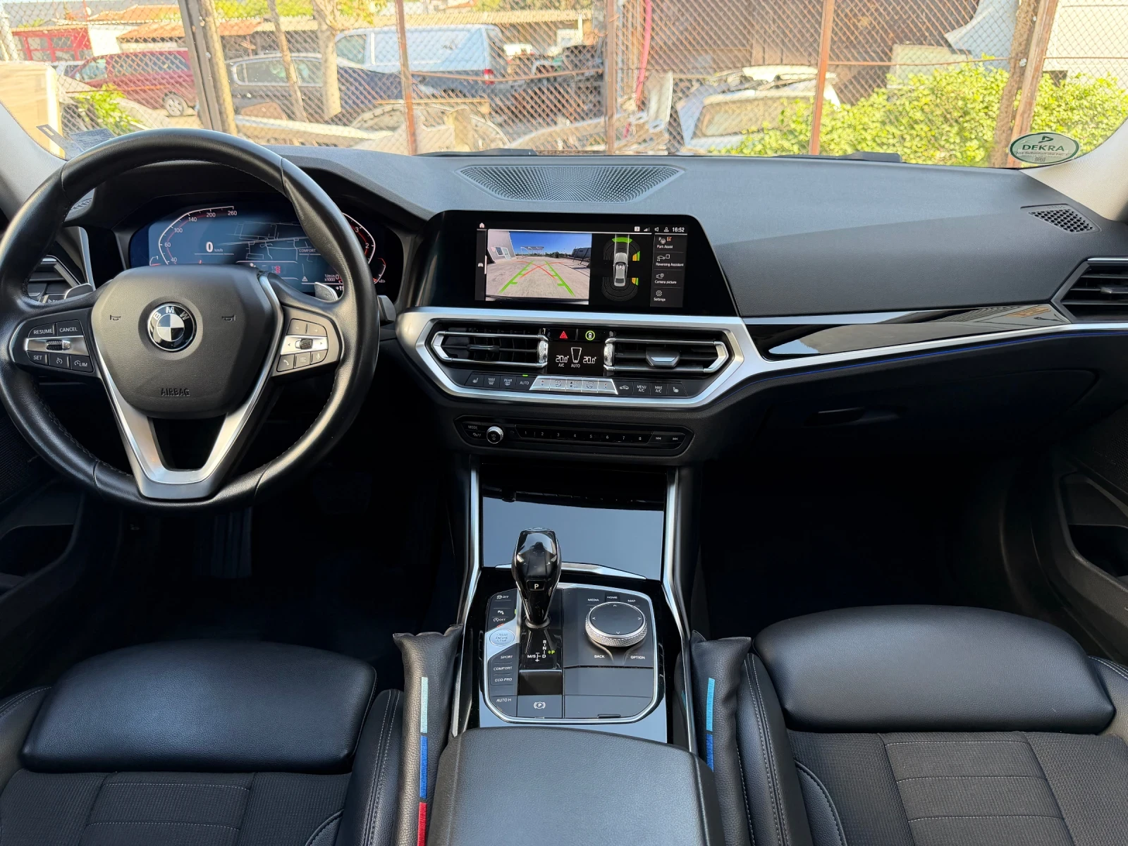 BMW 320 M Sport Individual, снимка 9 - Автомобили и джипове - 54369873