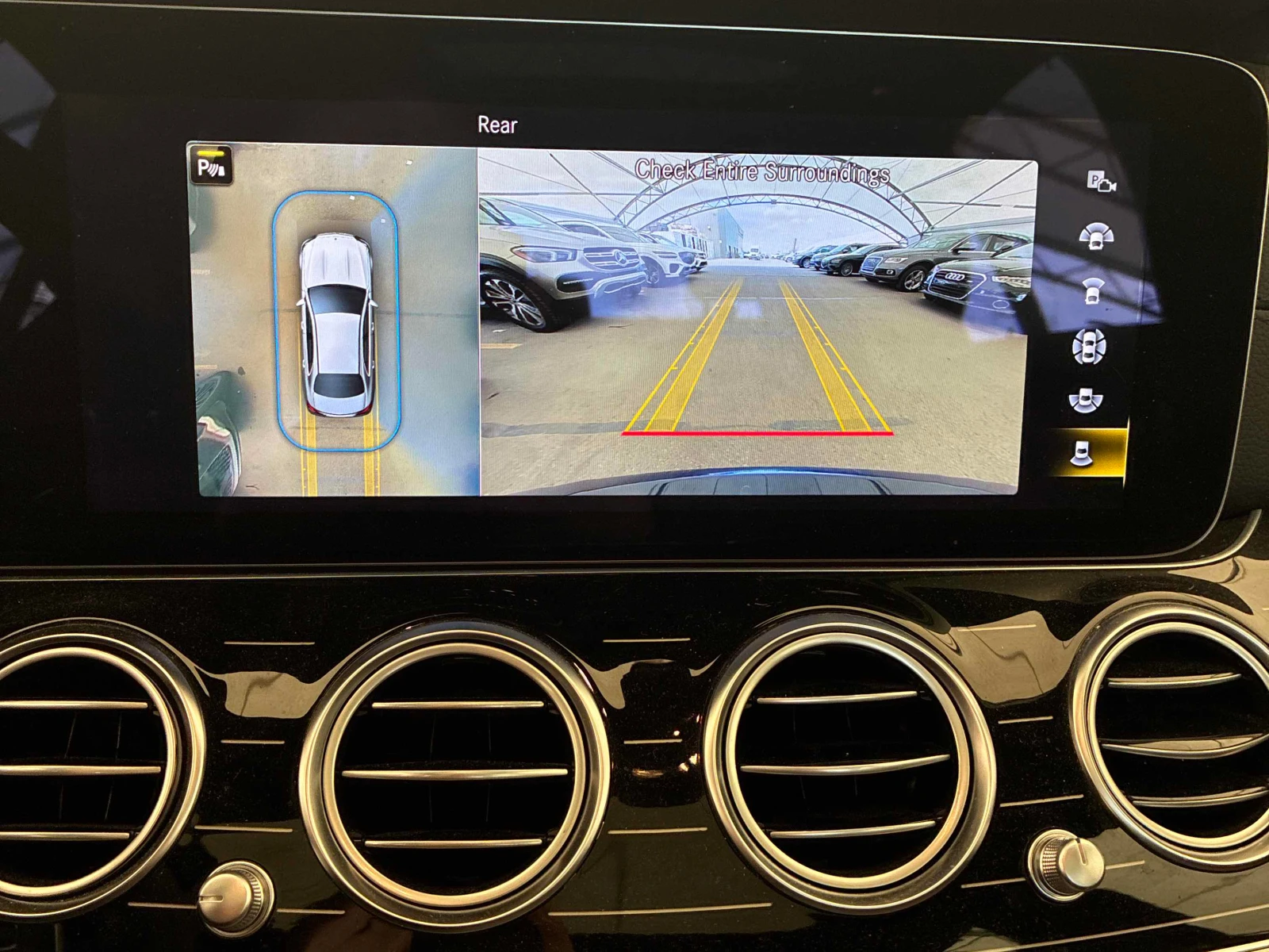 Mercedes-Benz E 53 AMG 4 MATIC/Burmester/Pano/Distronic/Обдухване, снимка 12 - Автомобили и джипове - 54686437
