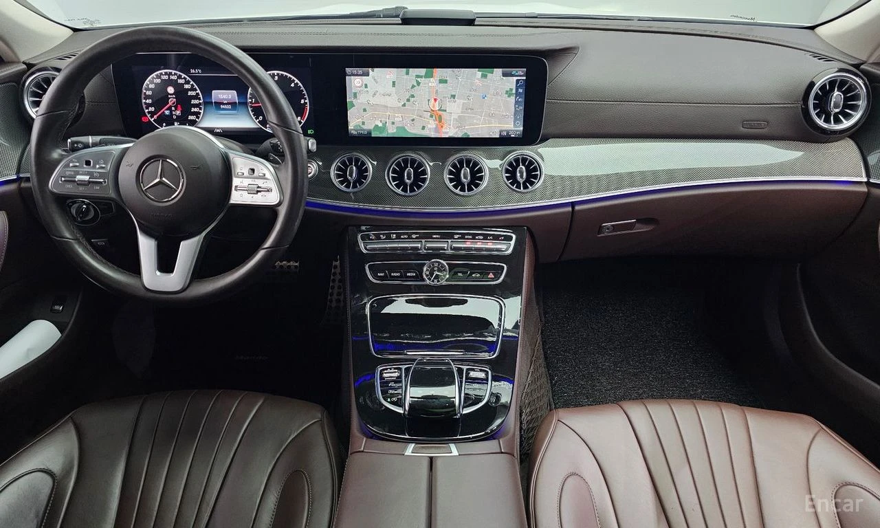 Mercedes-Benz CLS 300 d* AMG LINE* ПОДГРЕВ* НАВИГАЦИЯ* 2 КЛЮЧА  , снимка 3 - Автомобили и джипове - 54966980