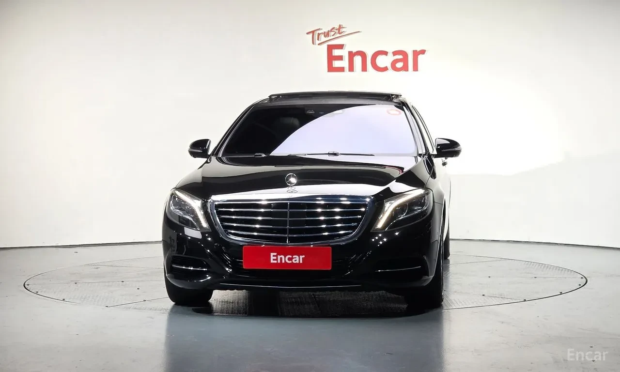 Mercedes-Benz S 400 LONG/ ОБДУХВАНЕ/DISTRONIC/BURMASTER /2x TV/360 CAM, снимка 3 - Автомобили и джипове - 55093252