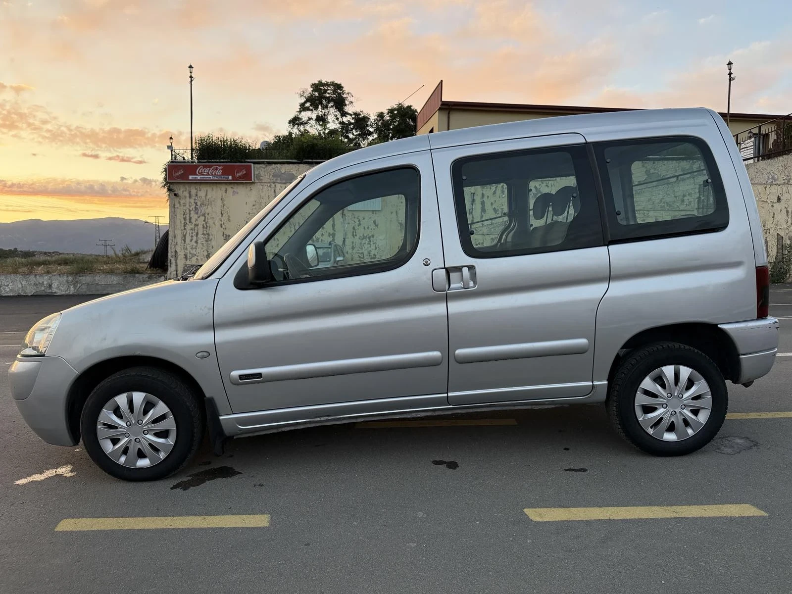 Citroen Berlingo 2.0HDI, снимка 8 - Автомобили и джипове - 55226456