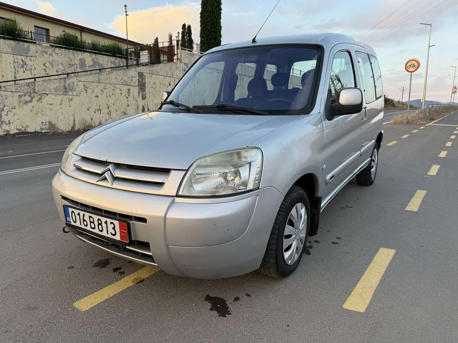 Citroen Berlingo 2.0HDI, снимка 2 - Автомобили и джипове - 55226456
