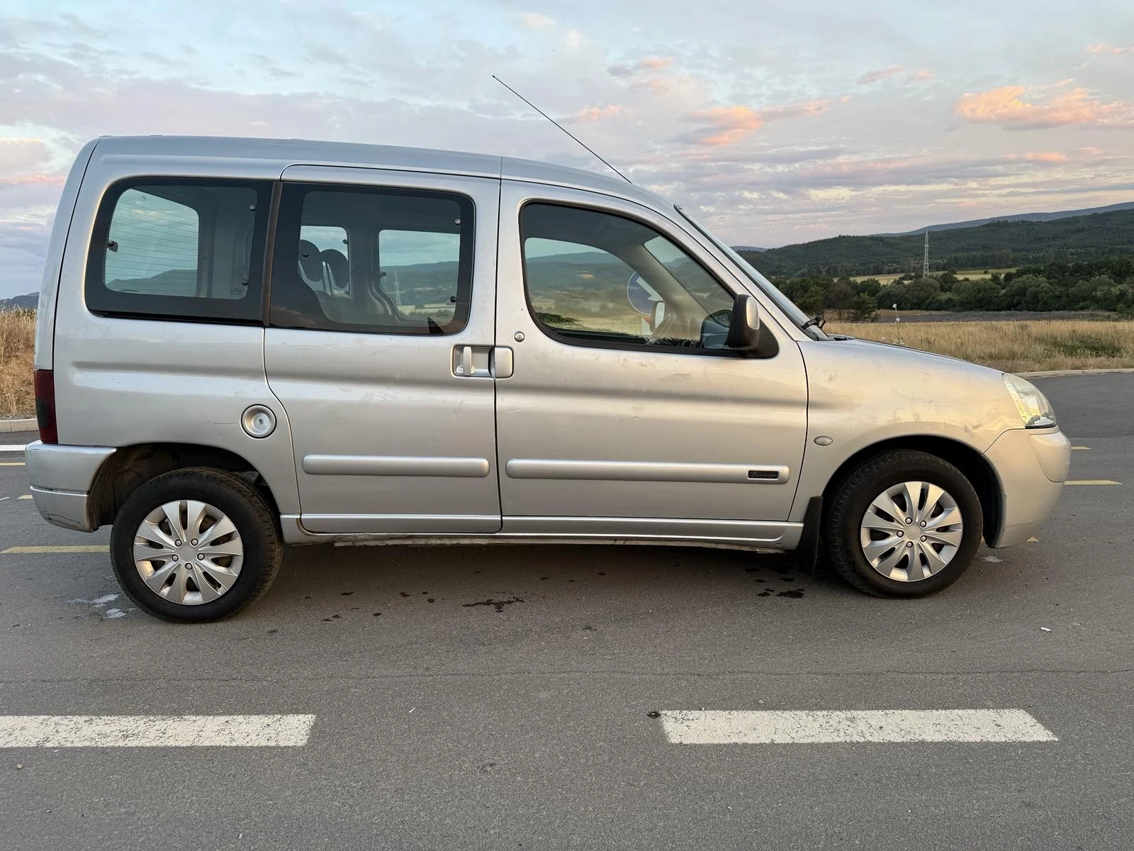 Citroen Berlingo 2.0HDI, снимка 4 - Автомобили и джипове - 55226456