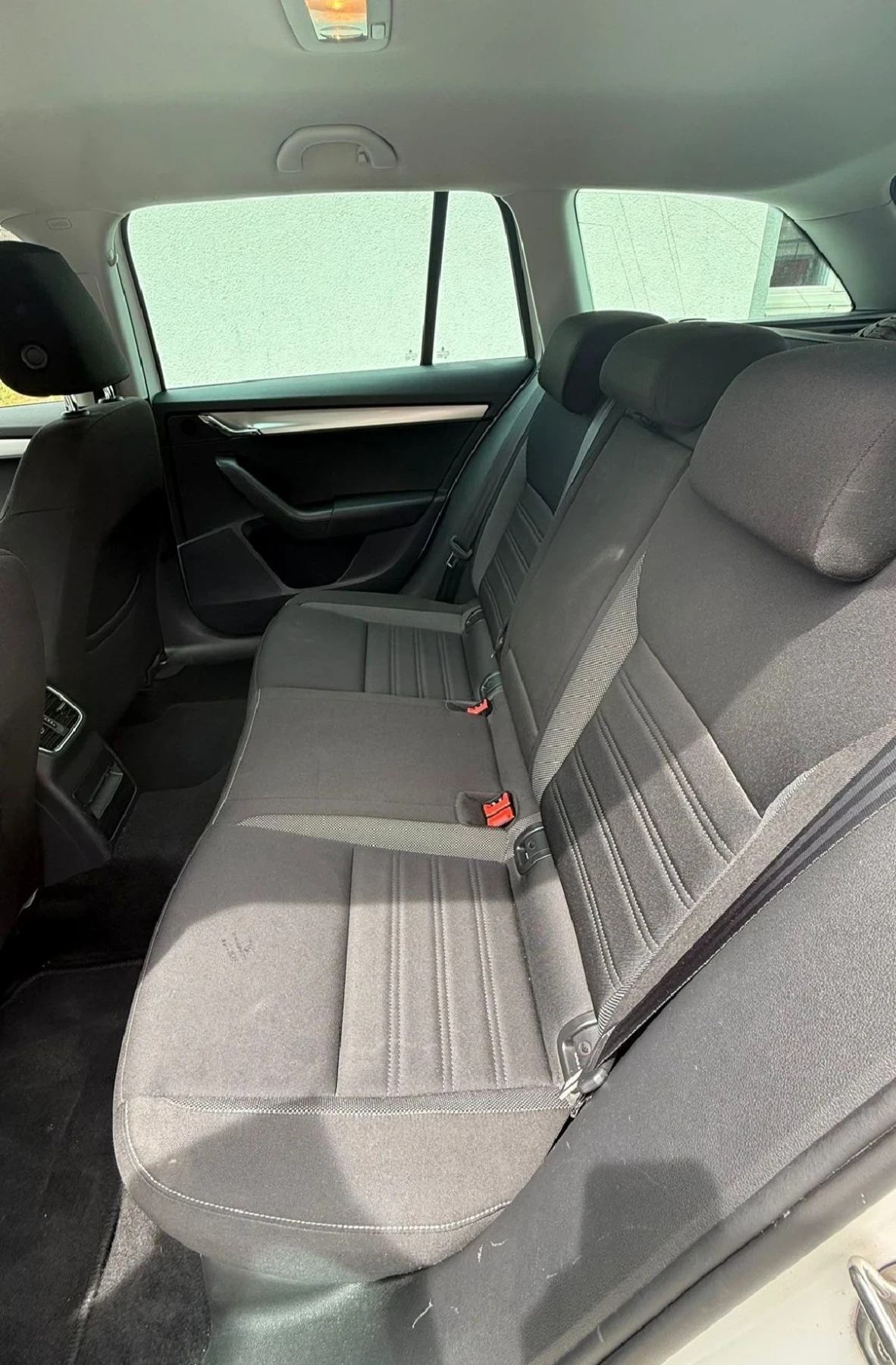 Skoda Octavia, снимка 8 - Автомобили и джипове - 55955711