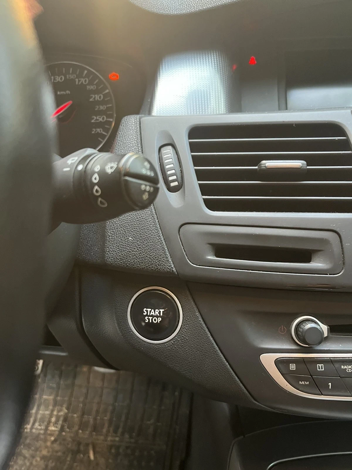 Renault Laguna, снимка 7 - Автомобили и джипове - 55997626