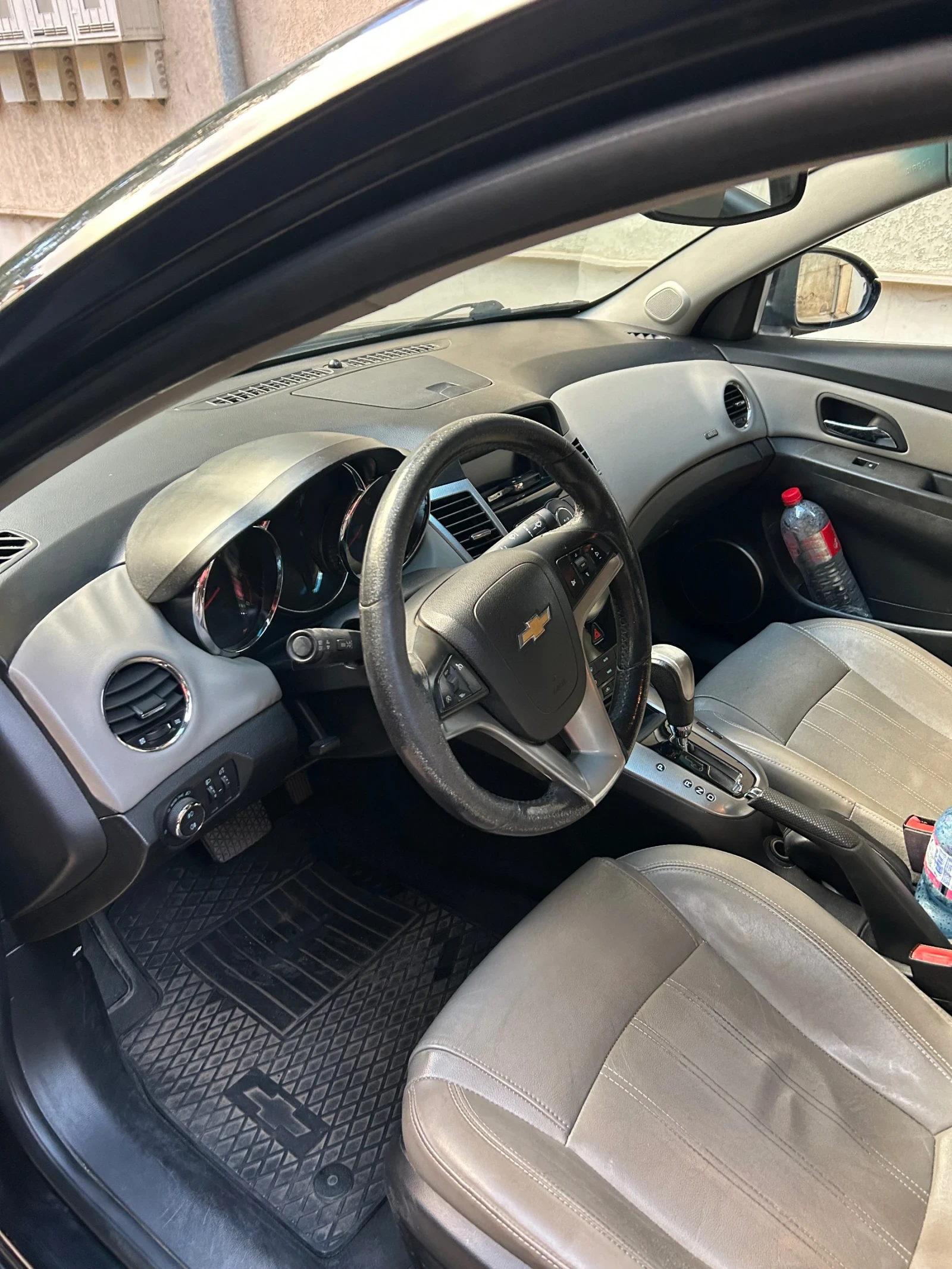 Chevrolet Cruze, снимка 11 - Автомобили и джипове - 56201555