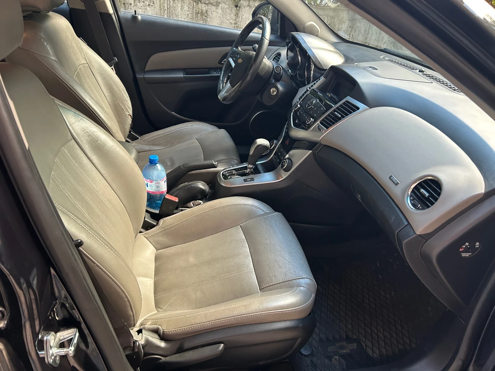 Chevrolet Cruze, снимка 5 - Автомобили и джипове - 56201555