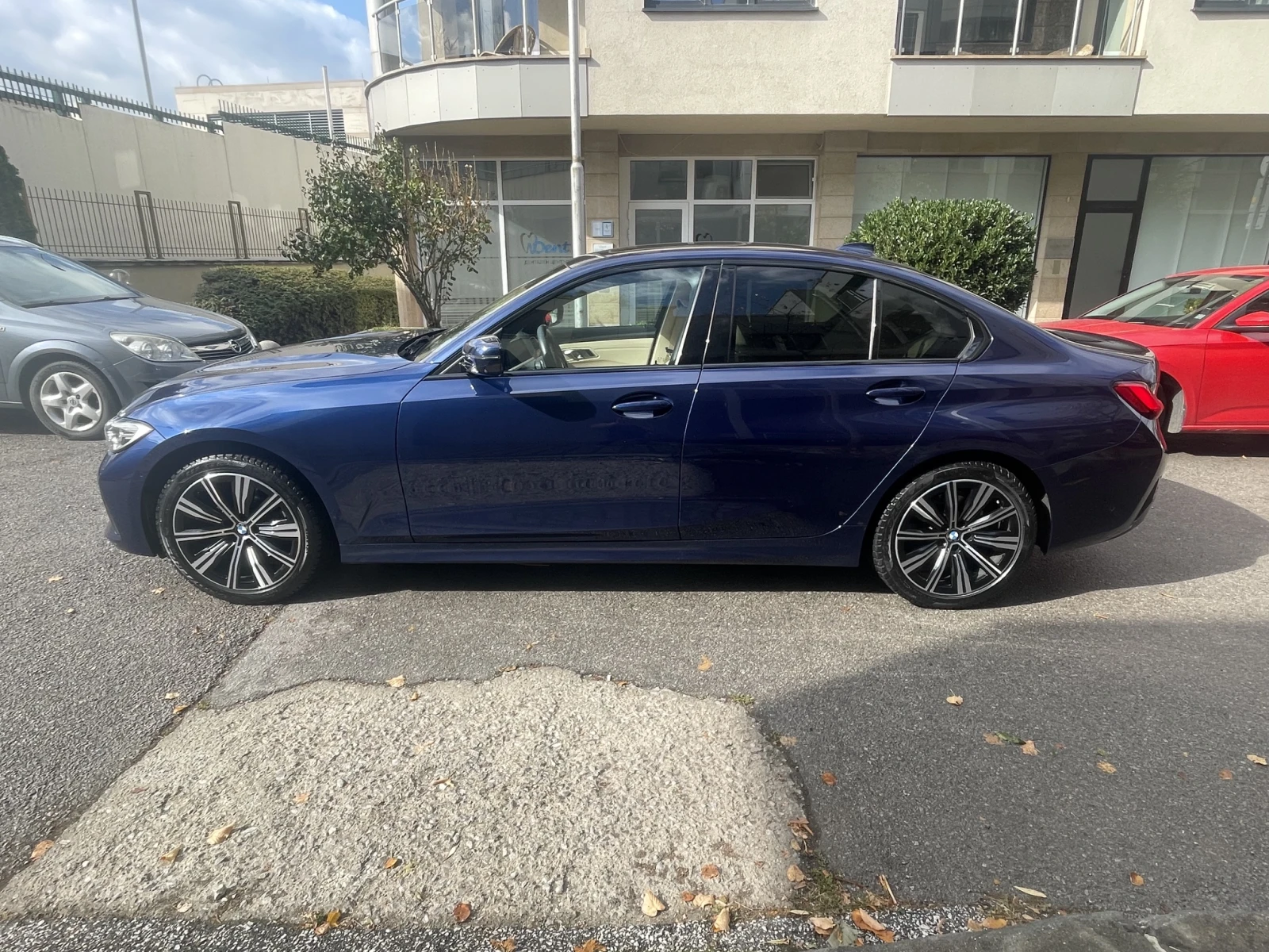 BMW 320 xDrive, снимка 3 - Автомобили и джипове - 56616520
