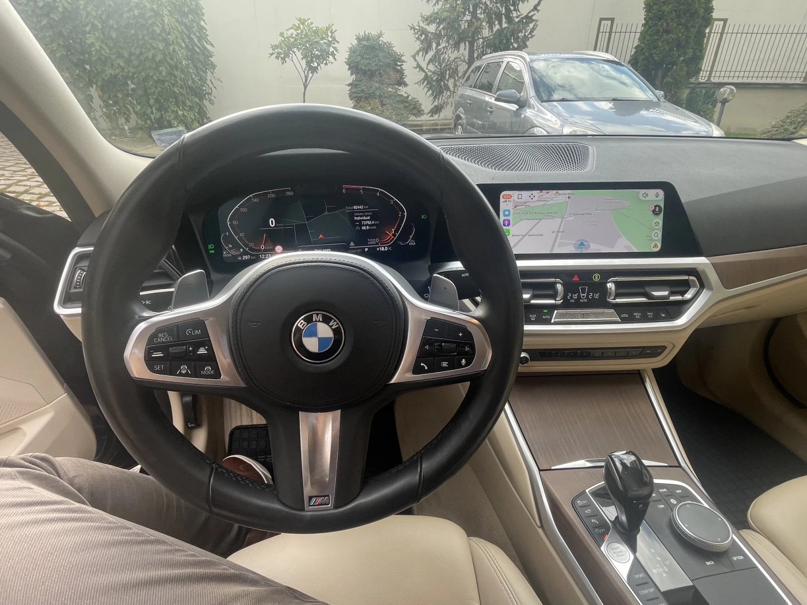 BMW 320 xDrive, снимка 11 - Автомобили и джипове - 56616520