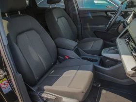 Audi Q4 S-line, снимка 7