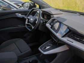 Audi Q4 S-line, снимка 8