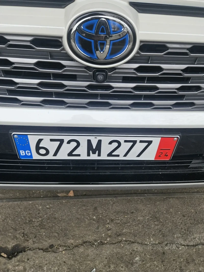 Toyota Rav4 HYBRID Гаранция УНИКАЛНА камера 360 JBL bass, снимка 13 - Автомобили и джипове - 48384253