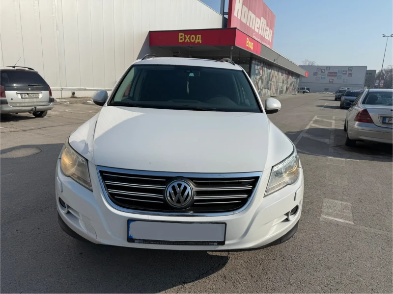 VW Tiguan БАРТЕР* 2.0TDI* Панорама* Теглич, снимка 4 - Автомобили и джипове - 49263297