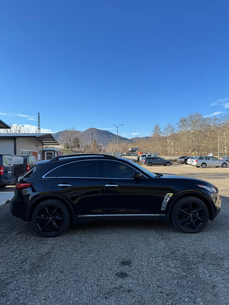 Infiniti QX70, снимка 3 - Автомобили и джипове - 49430801