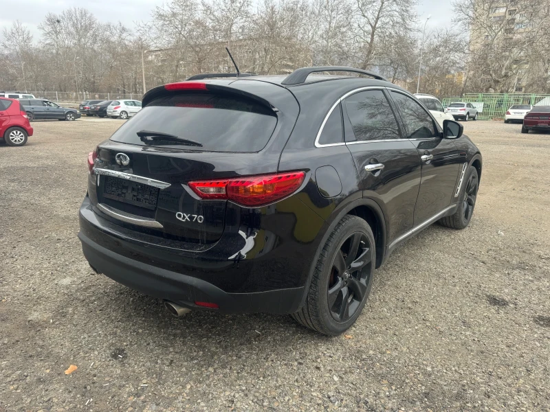 Infiniti QX70, снимка 4 - Автомобили и джипове - 50722682
