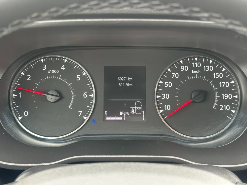 Dacia Duster 1.0TCe GPL E6D FACE, снимка 16 - Автомобили и джипове - 49728370