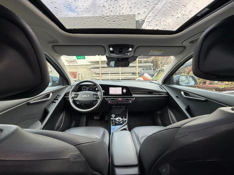 Kia Niro 1.6 GDI PHEV PULSE, сервизна книжка, снимка 7 - Автомобили и джипове - 52332315