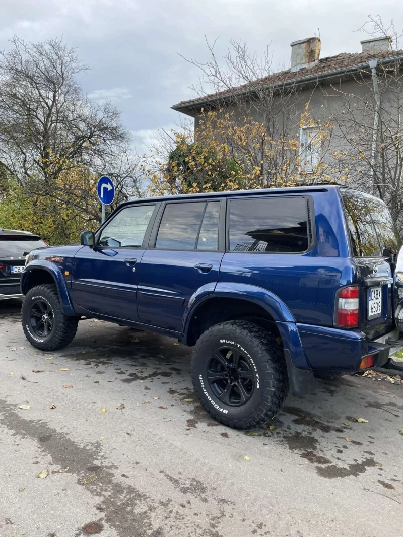 Nissan Patrol M57, снимка 2 - Автомобили и джипове - 52500921
