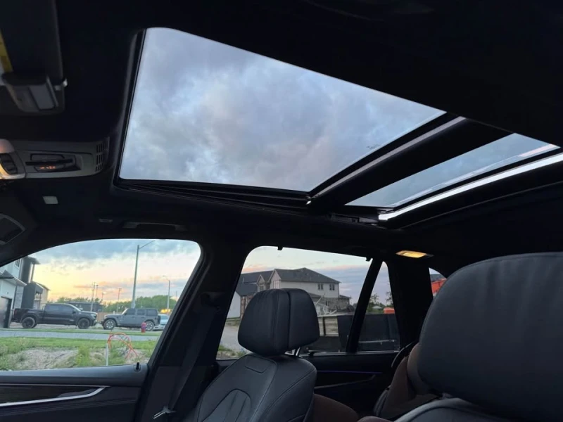 BMW X5 35i xDrive* M-PACK* DIGITAL* AMBIENT* H&K* PANO* , снимка 8 - Автомобили и джипове - 52846089