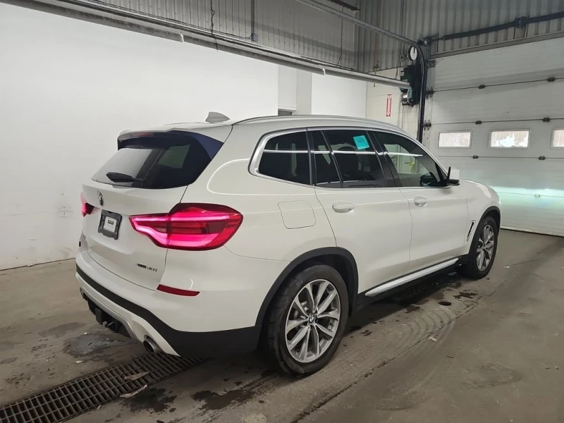 BMW X3 * XDRIVE30I * CARFAX * БЕЗ ПЪРВОНАЧАЛНА ВНОСКА, снимка 3 - Автомобили и джипове - 53122957