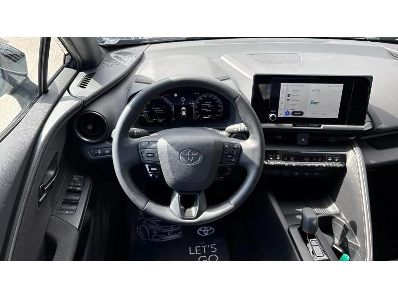 Toyota C-HR 1.8 HEV E-CVT CLUB FWD, снимка 9 - Автомобили и джипове - 56220468
