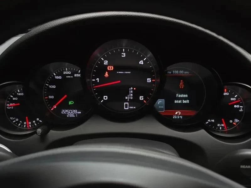 Porsche Cayenne, снимка 8 - Автомобили и джипове - 56724783