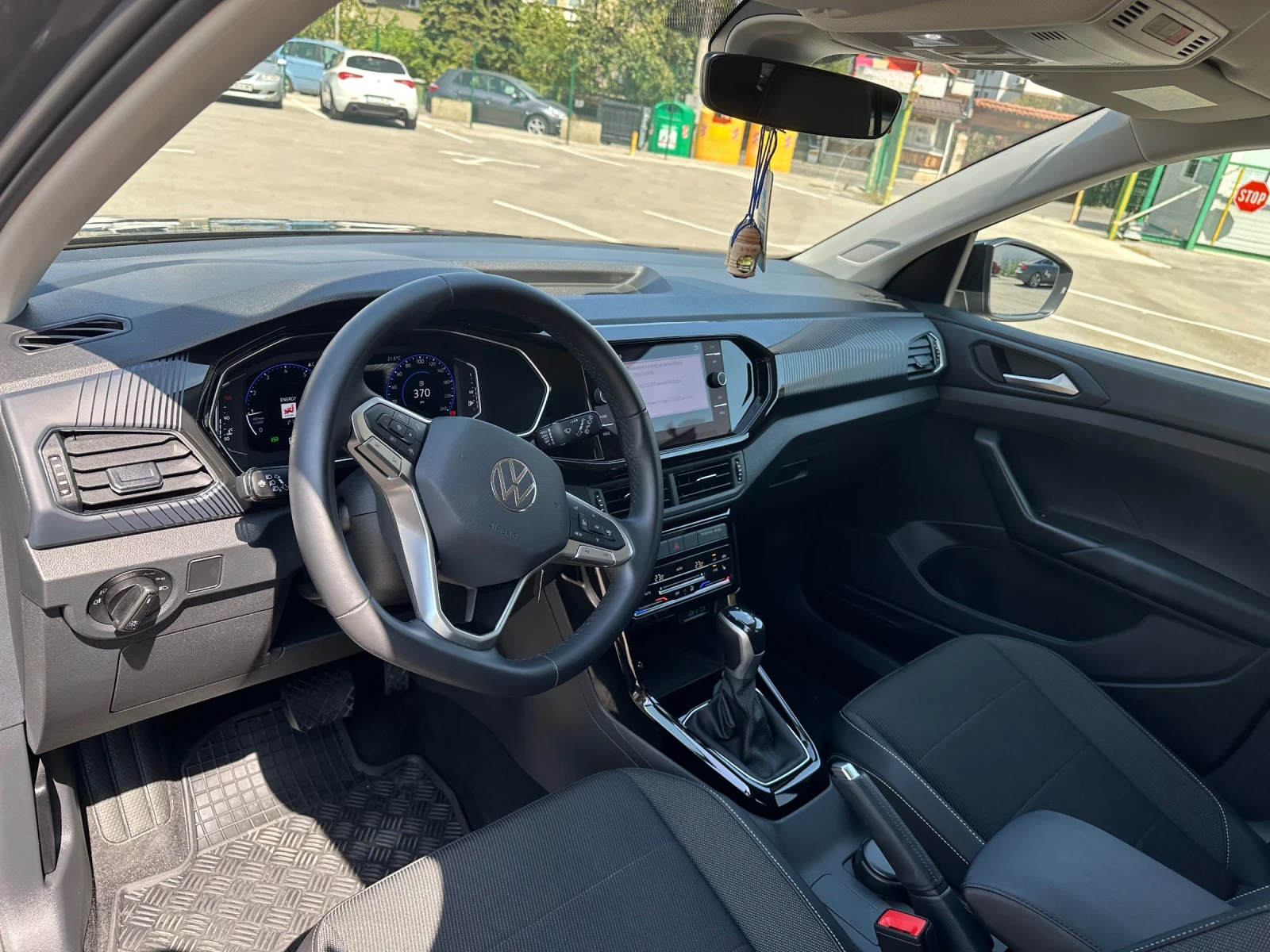 VW T-Cross 1.5 TSI - изображение 4