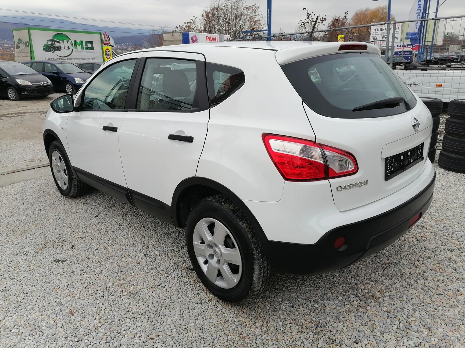 Nissan Qashqai 1.6i 117k.c * ФАБРИЧНА ГАЗ*  - изображение 4