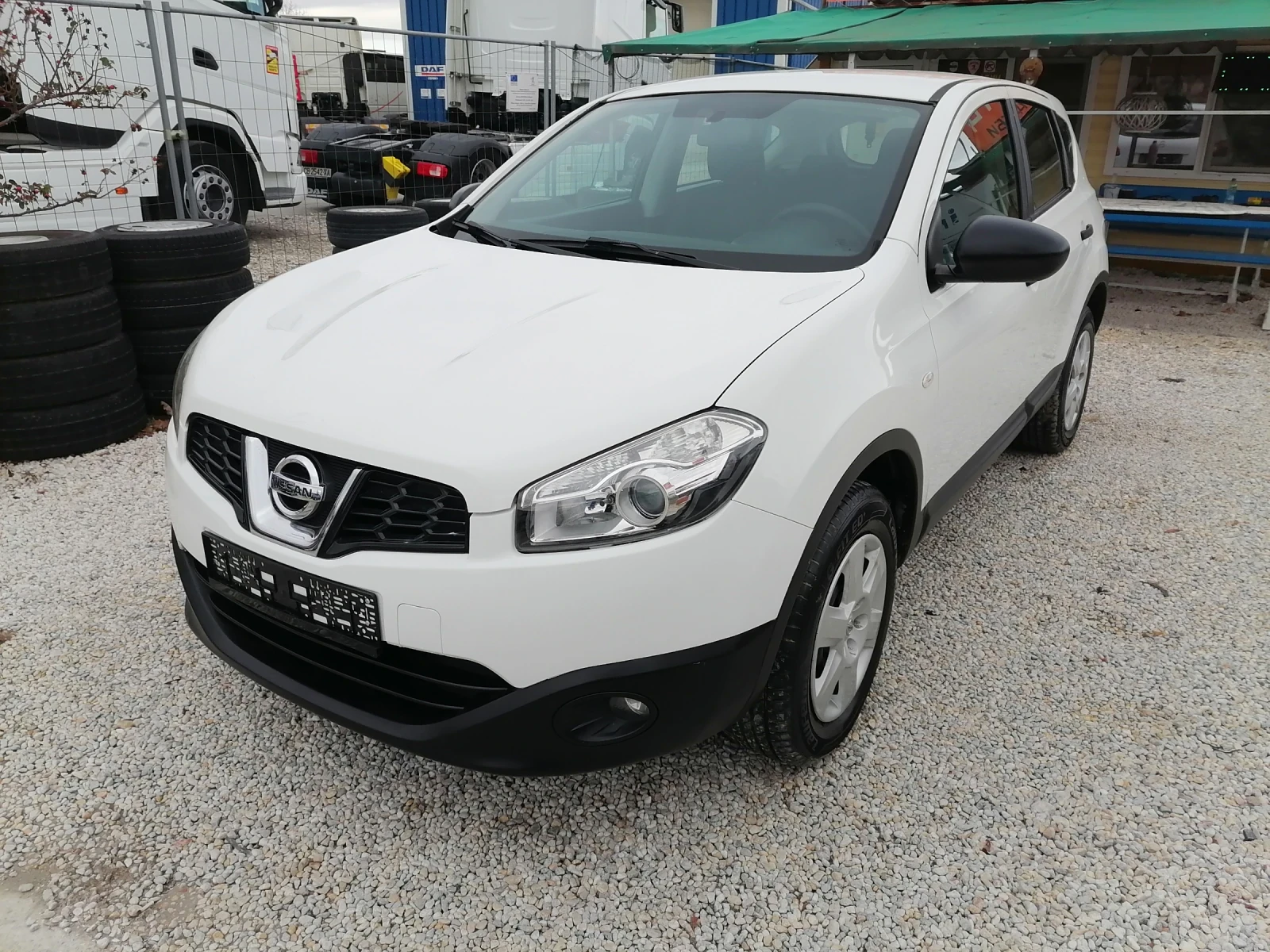 Nissan Qashqai 1.6i 117k.c * ФАБРИЧНА ГАЗ*  - изображение 2