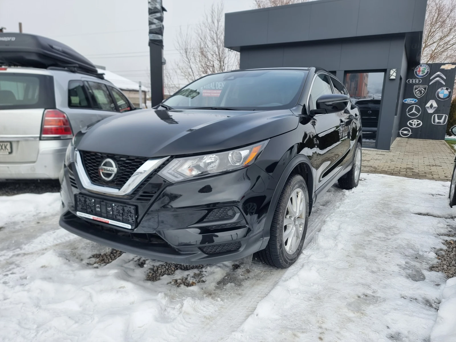 Nissan Qashqai 2.0i 4X4 АВТОМАТИК  - [1] 