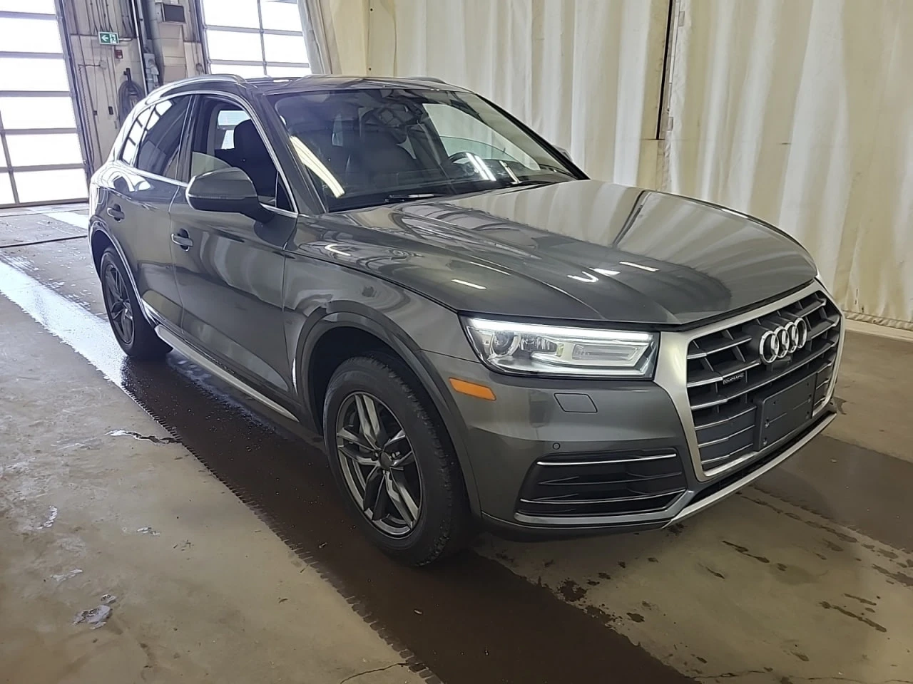 Audi Q5 * CARFAX * АВТО КРЕДИТ * ЦЕНА ДО БГ! - изображение 3