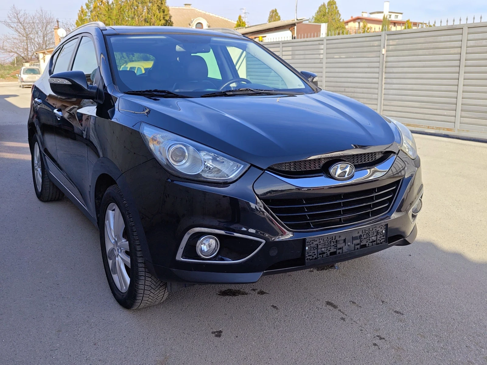 Hyundai IX35 2.0i 16v 163hp Кожа#Нави#Кейлес#Full, снимка 2 - Автомобили и джипове - 53718873